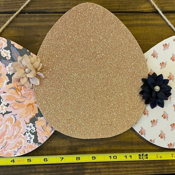 Easter Decoration Spring Home Door Hanger 3 Eggs Rose Gold Floral Peach Navy - Picture 10 of 15